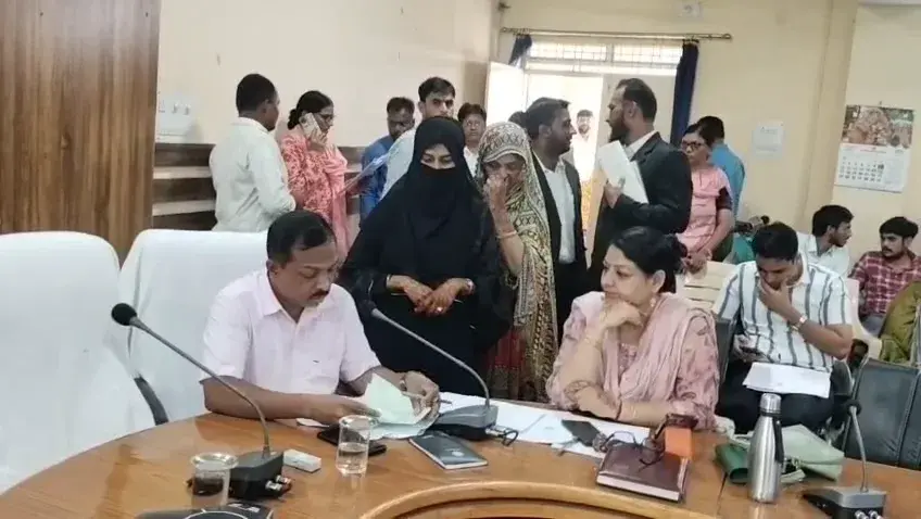 बारात लेकर नहीं आया दूल्हा, जनसुनवाई में पहुंची bride -दुल्हन – दहेज में 5 लाख की मांग का लगाया आरोप