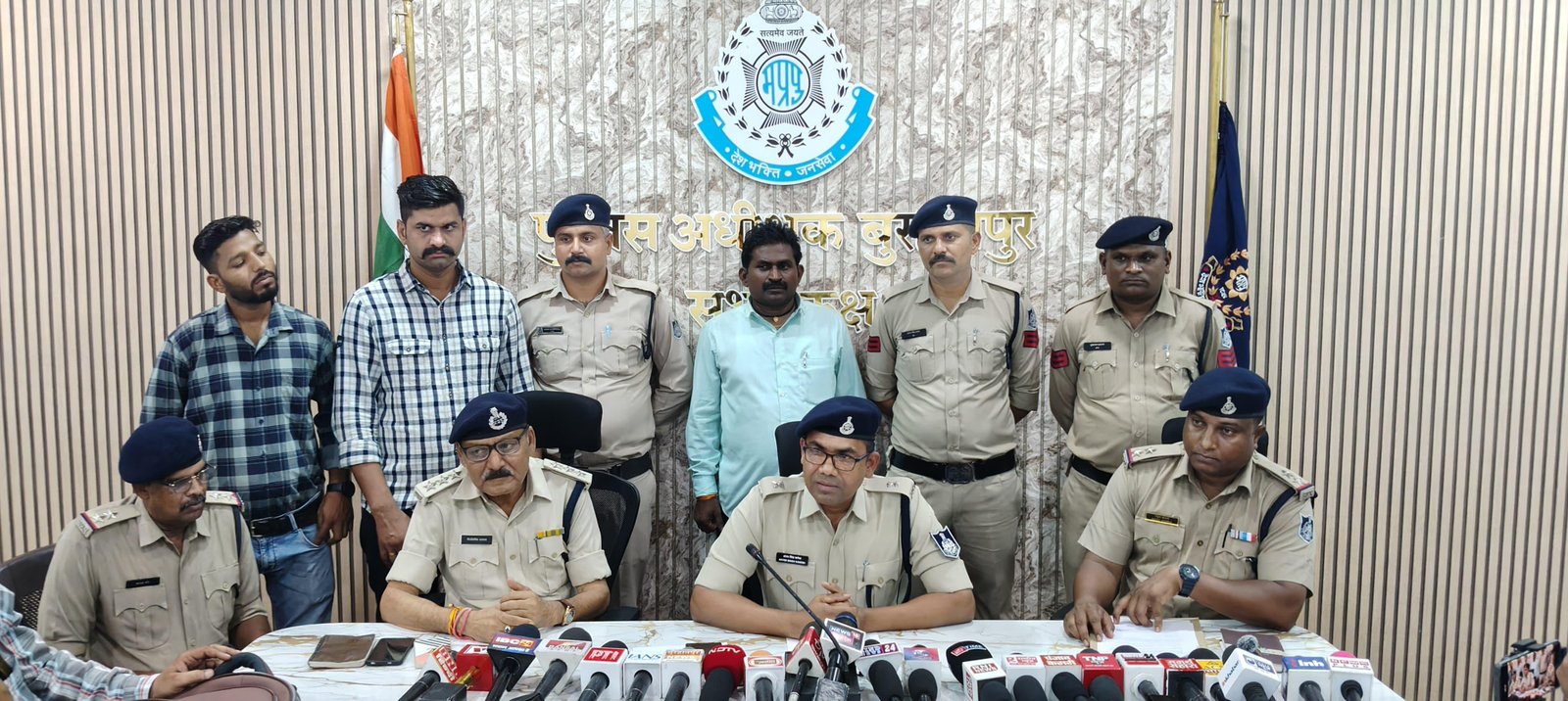 निंबोला क्षेत्र में हुई लूट को अंजाम देने वाली शातिर गैंग का खुलासा, 03 आरोपियों को पकड़ने मे मिली सफलता