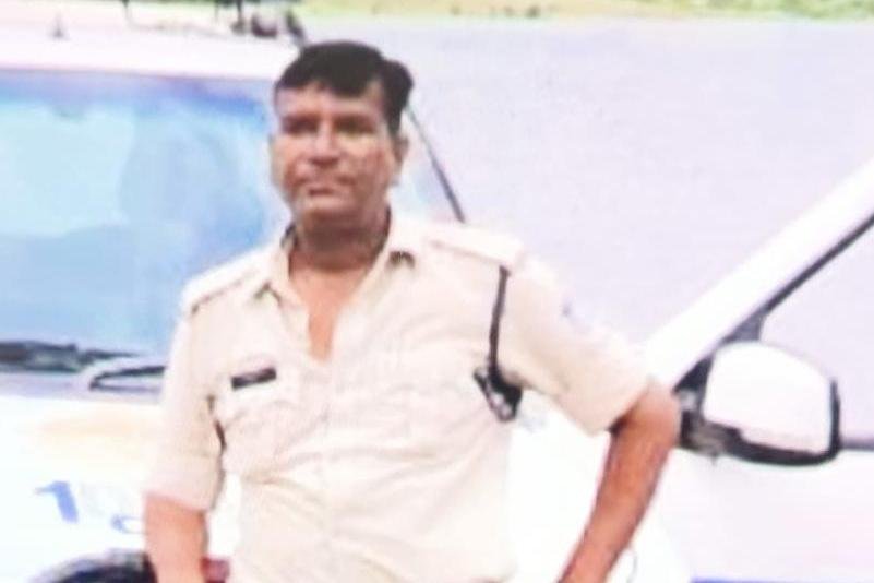 प्रधान आरक्षक मनोज पवार का बीमारी के चलते हुआ निधन