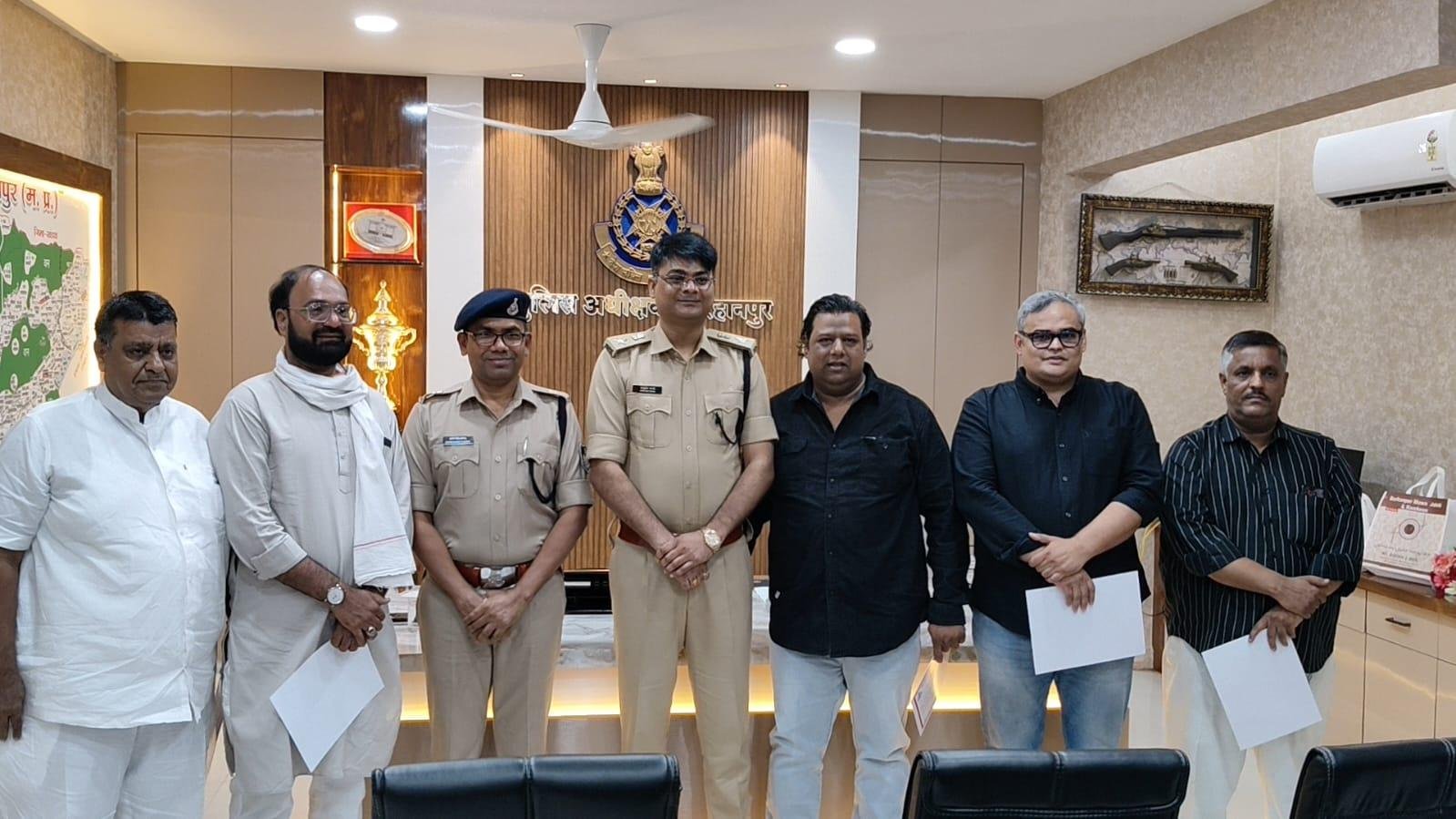 बुरहानपुर पुलिस का सुरक्षा संकल्प: थाना कोतवाली में सामुदायिक सुरक्षा को लेकर सीसीटीवी कैमरे लगाने का कार्य शुरू