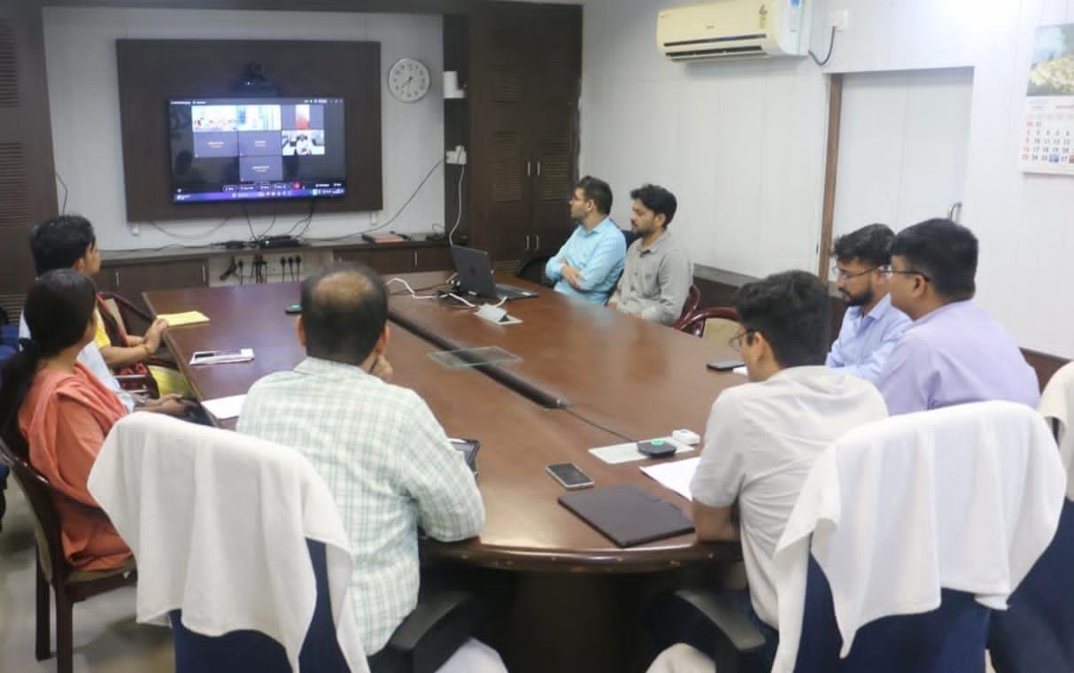 प्रभारी मंत्री श्री सिलावट ने वीडियो कॉन्फ्रेंसिंग से जिला प्रशासन के साथ की समीक्षा
