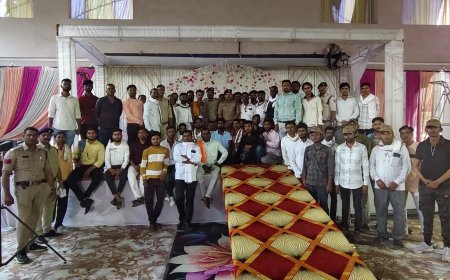 आगामी सिंहस्थ पर्व की तैयारियों को लेकर शिकारपुरा थाना प्रभारी ने वॉलेंटियर्स की ली बैठक