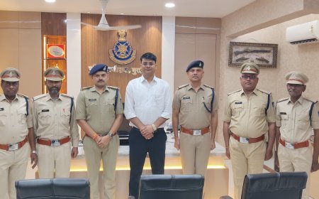 पदोन्नति,6 प्रधान आरक्षक बनें ASI, एसपी ने सितारे लगाकर दिलाईं शपथ