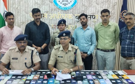 बुरहानपुर पुलिस ने लाखों के गुम मोबाइल बरामद कर लौटाई नागरिकों की मुस्कान, बुरहानपुर पुलिस द्वारा लगभग ₹20 लाख मूल्य के 100 मोबाइल ट्रेस कर बरामद किए गए।