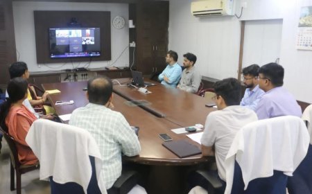 प्रभारी मंत्री श्री सिलावट ने वीडियो कॉन्फ्रेंसिंग से जिला प्रशासन के साथ की समीक्षा