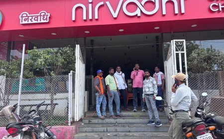 नगर निगम टीम ने गंदगी पाए जाने पर दुकानदार पर लगाया 2000 का जुर्माना