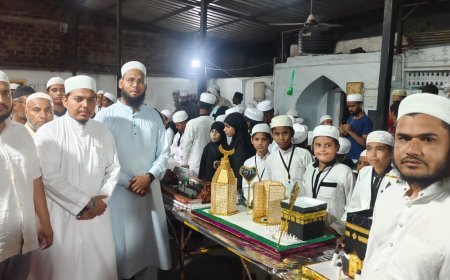मदरसे के बच्चों ने पेश की हज की खूबसूरत झलक, मॉडल एग्जीबिशन ने जीता सबका दिल